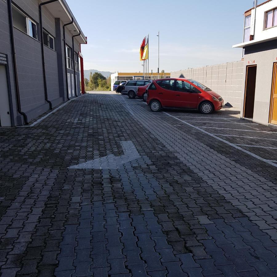 Hotel Erandi Rinas Exterior photo